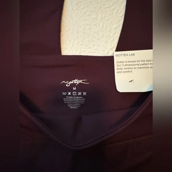 Gottex Exercise Leggings - Picture 1 of 6